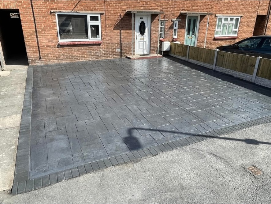 Concrete & Hard Landscaping
